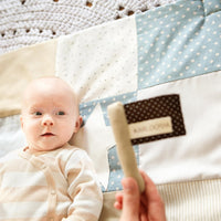 Gift Pack For Babies: Comfort blanket and a Flag