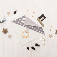 Gift Pack For Babies: Comfort blanket and a Flag
