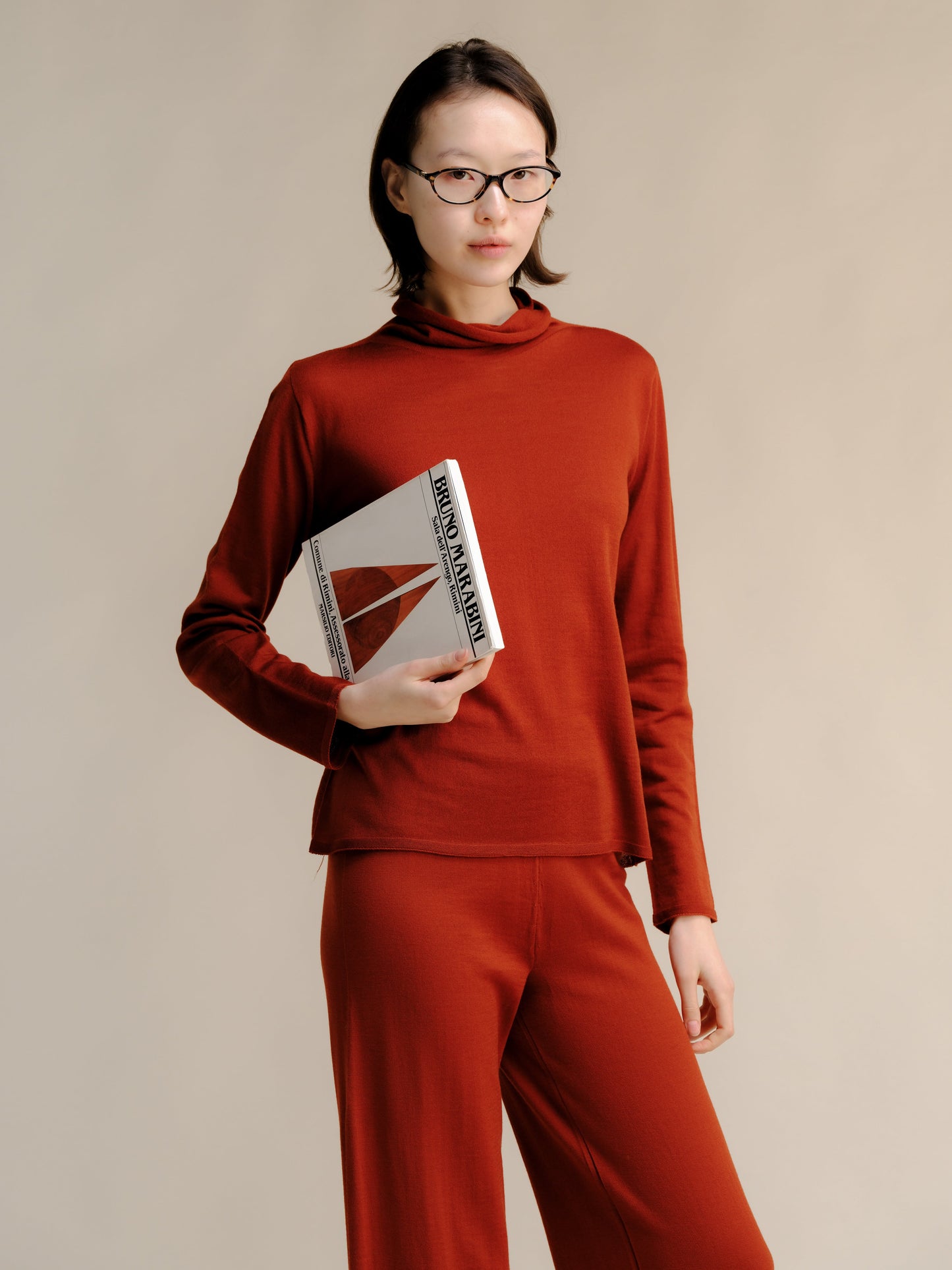Extra Fine Merino Wool Relaxed Turtleneck (3D-Knit)-3