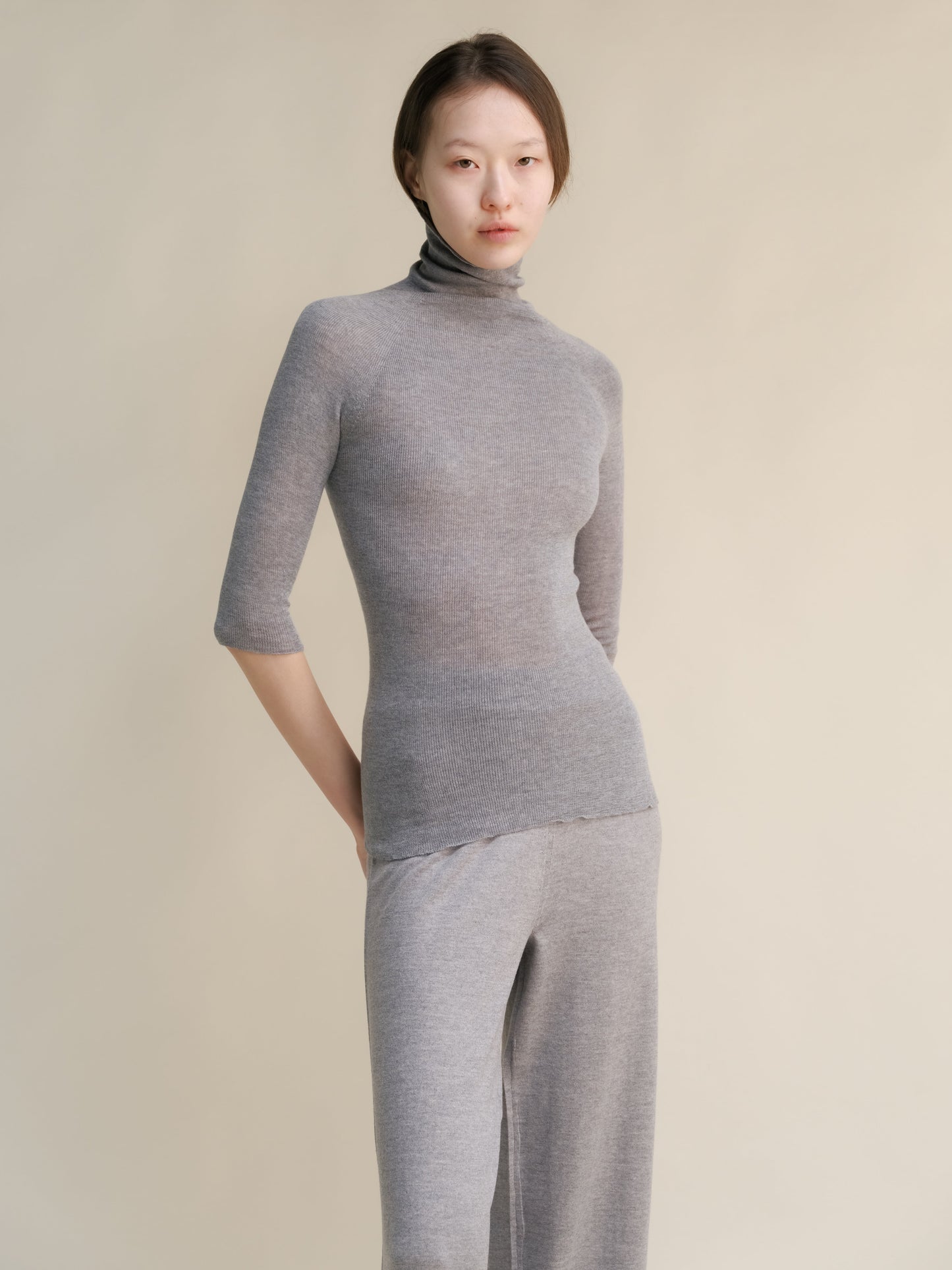 Extra Fine Merino Wool 3/4 Sleeve Ribbed Turtleneck  (3D-Knit)-5
