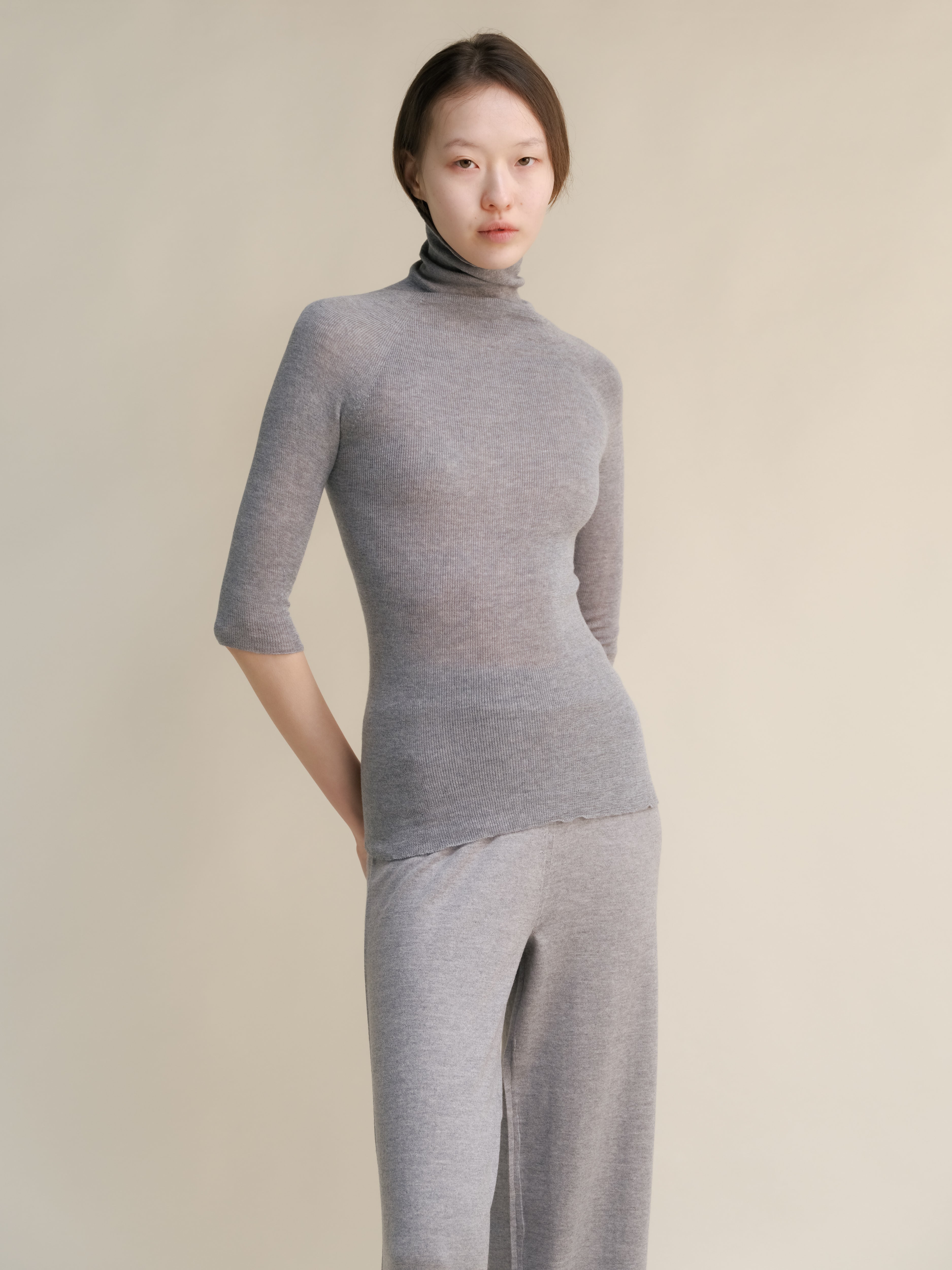 Extra Fine Merino Wool 3/4 Sleeve Ribbed Turtleneck  (3D-Knit)-5