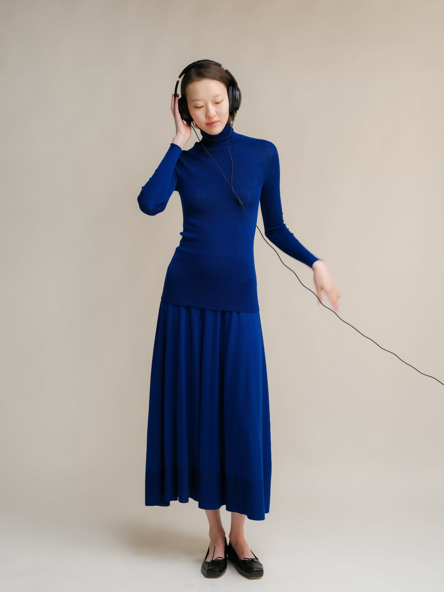 Extra Fine Merino Wool A-Line Skirt (3D-Knit)-11