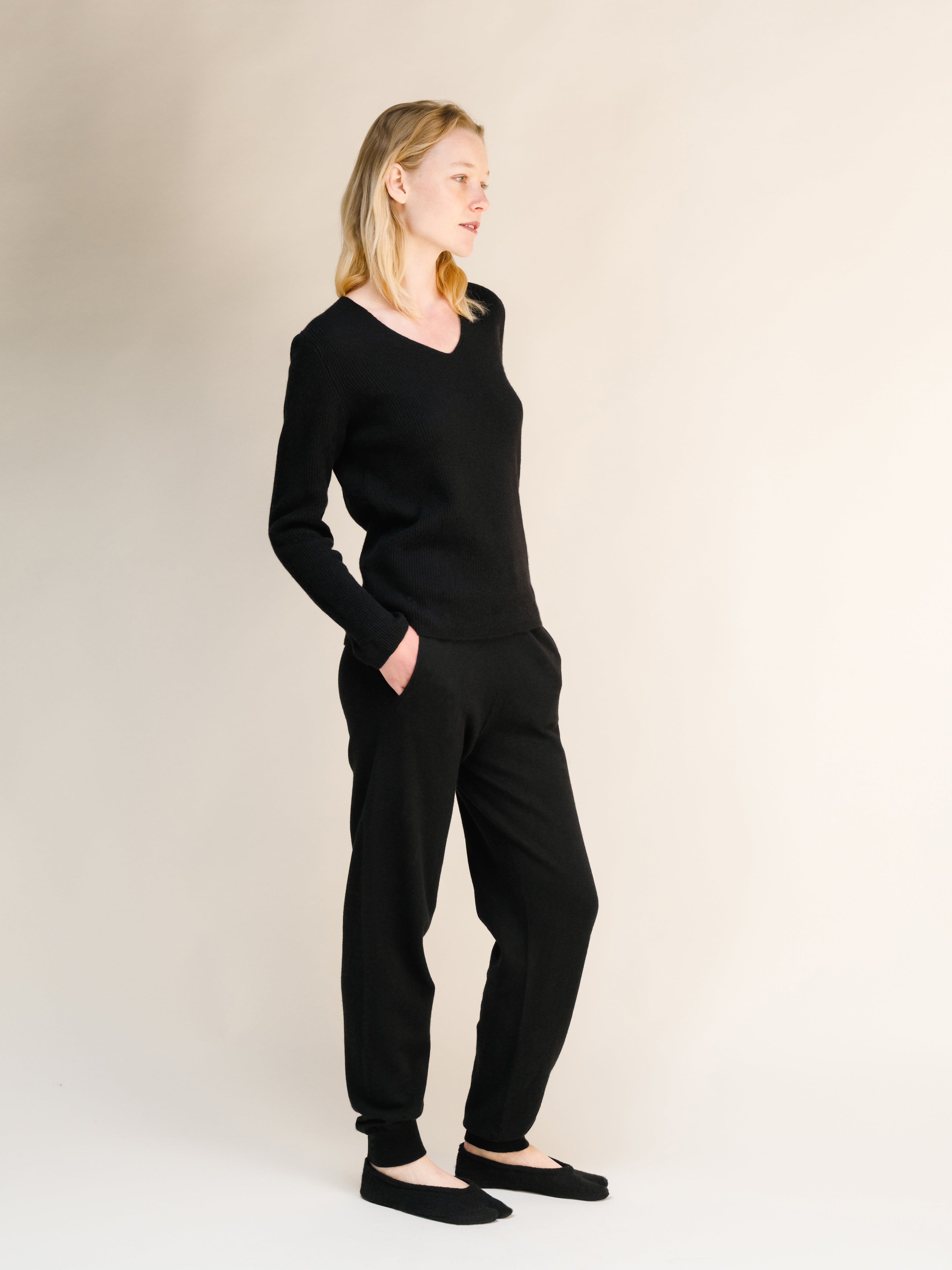 Cashmere Mix Yoga Pants (3D-Knit)-5